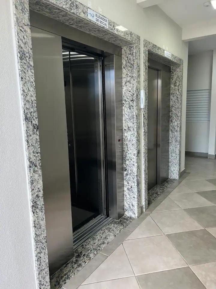 Apartamento Na Palhoca, Com Vista Para O Mar, Proximo A Mercados, Padarias E Farmacias. Exterior foto